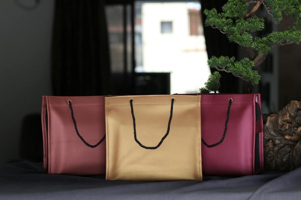 The essential handbook for choosing the ideal makeup brushes to complete your makeup collection